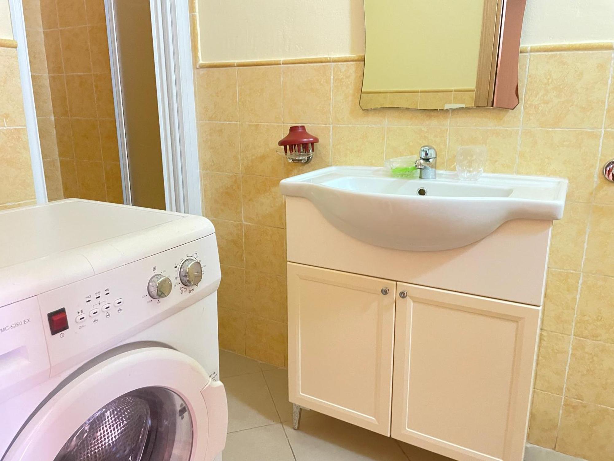 Appartement Moradias C12 In A With Pool And Security