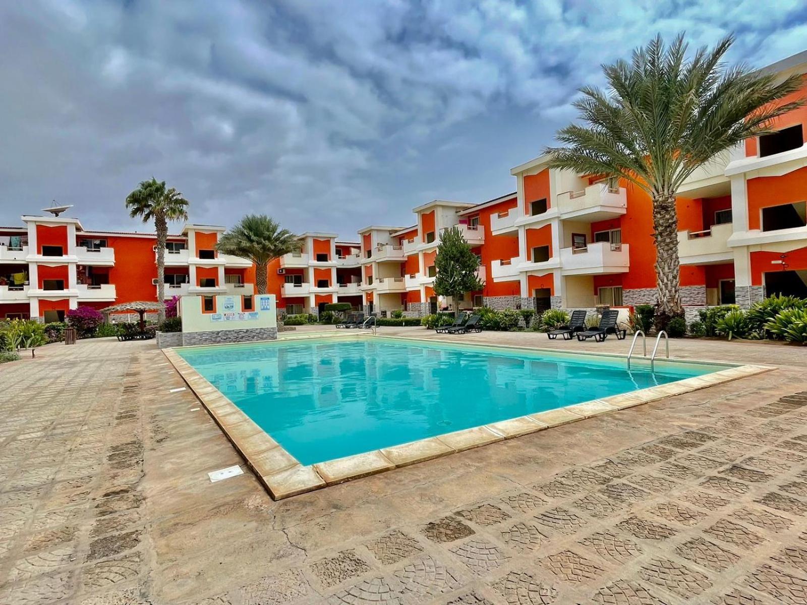 Moradias C12 In A With Pool And Security Santa Maria